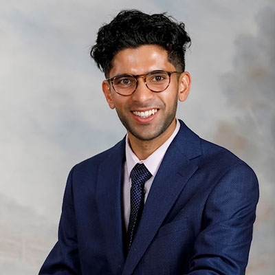 Dr. Behram Khan, Associate Director of MCAT at MedSchoolCoach